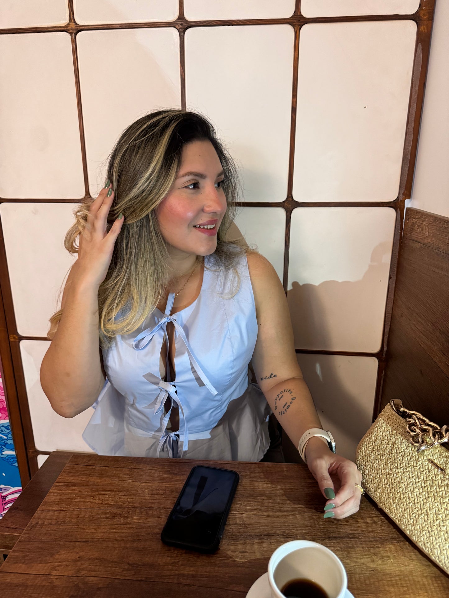 Blusa EMI Color Celeste