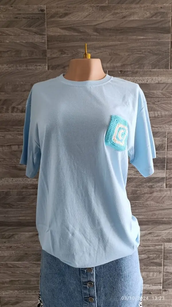 Camiseta Oversize Azul Cuadrado