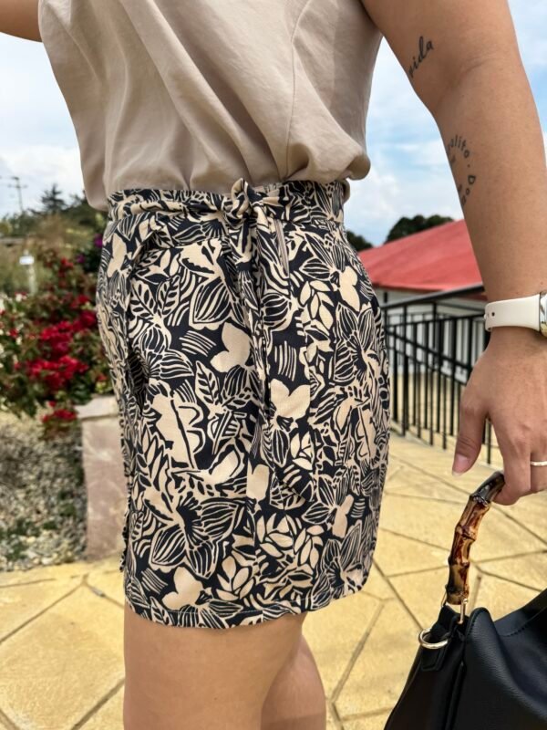 Falda Short Bali Color Tierra - Image 4