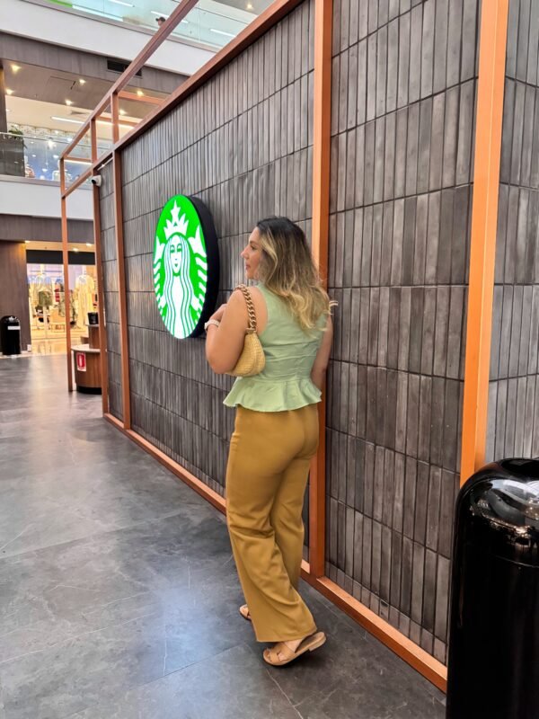 Pantalón ELA Color Mocca - Image 3